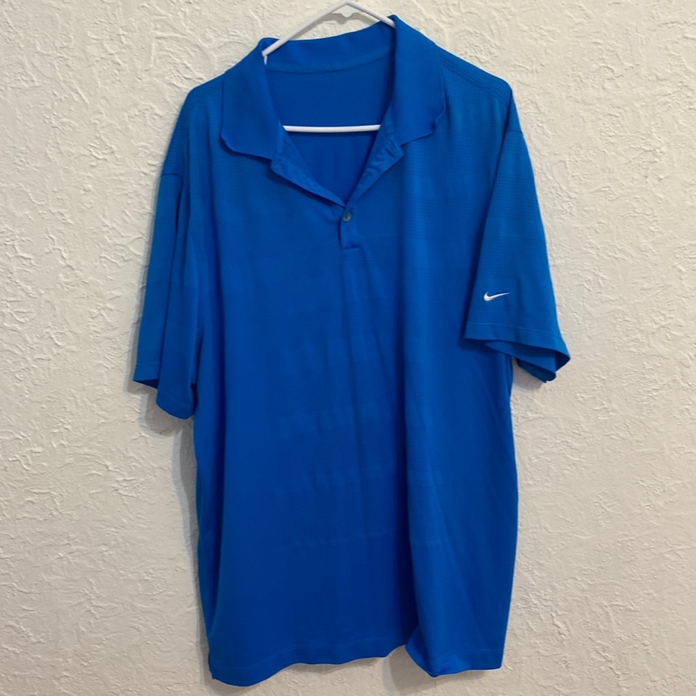 Men's double XL, Nike polo collared shirt